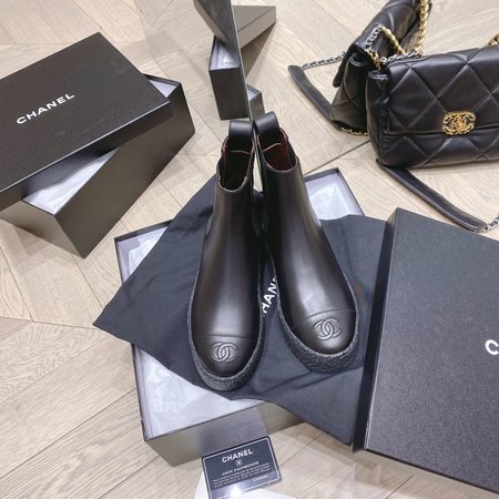 Chanel Chelsea booties calfskin