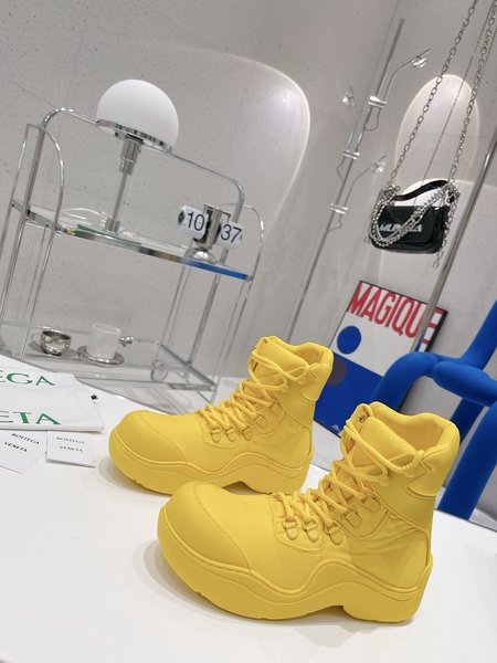 Bottega High Top shoes ankle boots