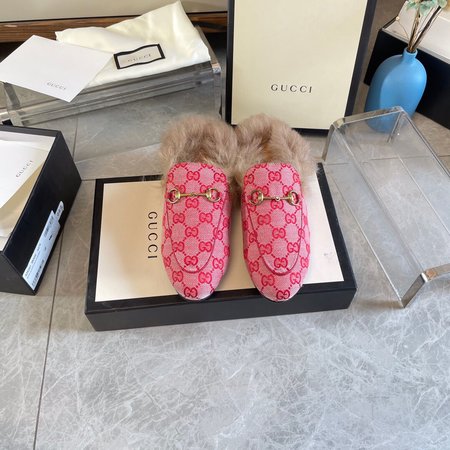 Gucci Furry slippers calfskin silk velvet