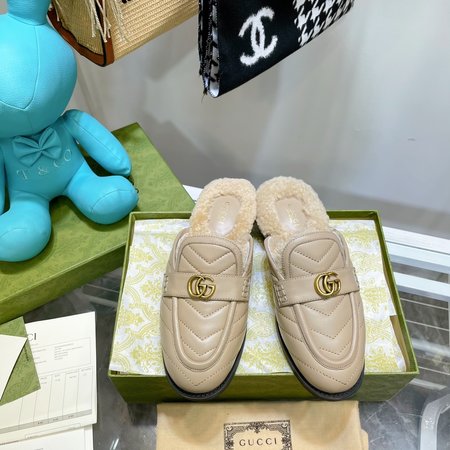 Gucci wool slippers