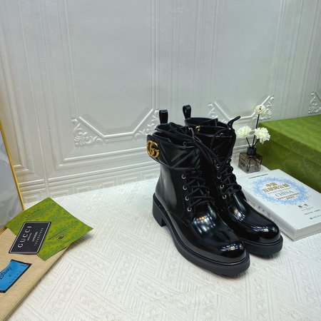 Gucci Wear-resistant outsole in nappa leather inside the boots, heel height: 4cm