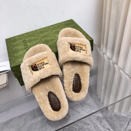 Gucci x TNF joint wool slippers