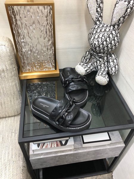 Louis Vuitton chain slippers