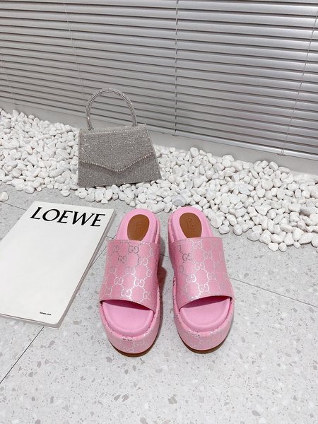 Gucci platform slippers
