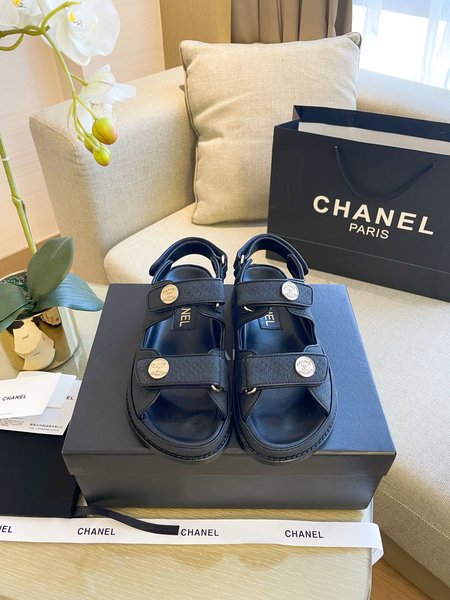 Chanel leather sandals