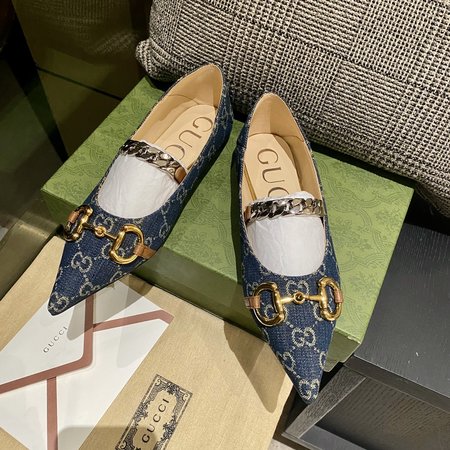Gucci G chain flats