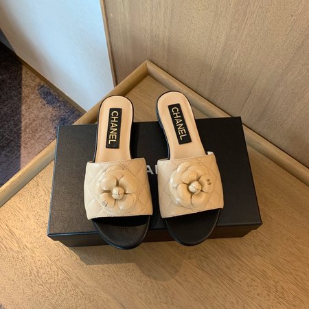 Chanel Classic camellia slipper diamond upper