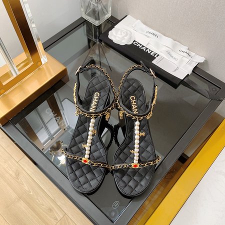 Chanel jewelry pendant pearl chain sandals