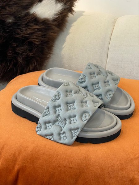Louis Vuitton L velcro sandal slippers