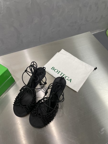 Bottega Veneta Handmade genuine leather Roman lace-up shoes