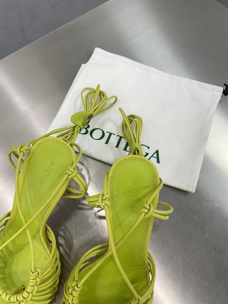 Bottega Veneta Handmade genuine leather Roman lace-up shoes