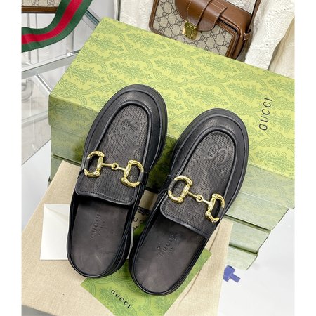 Gucci Retro Elegant Platform Loafers