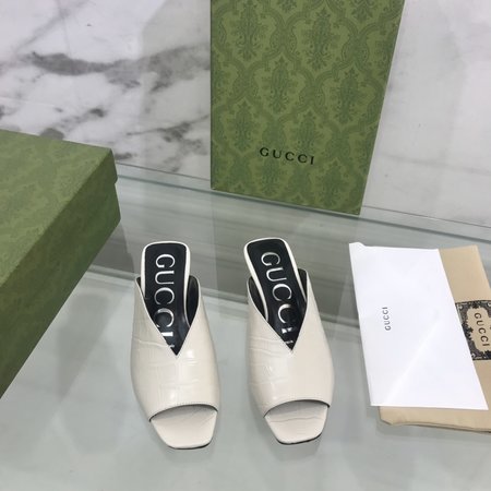 Gucci stone print slippers