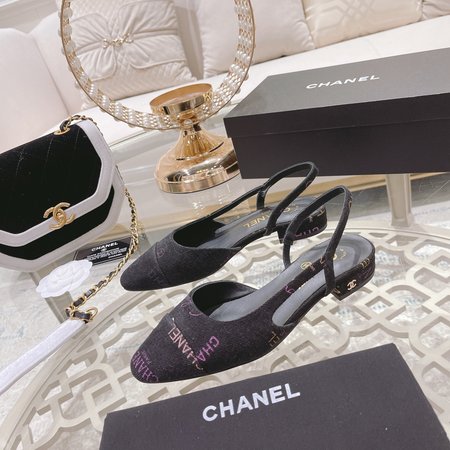 Chanel Two Tone Backdrop Flat Sandals Classic Retro