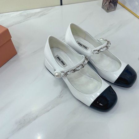 Miu Miu Two-Tone Panel Stretch Elephant Shoes