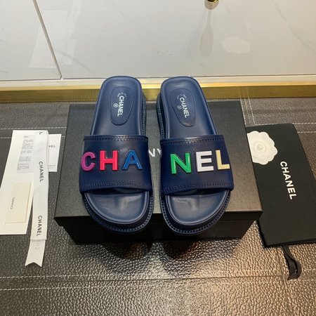 Chanel Candy color platform slippers sheepskin upper inlaid with letter buckle height 4.5cm