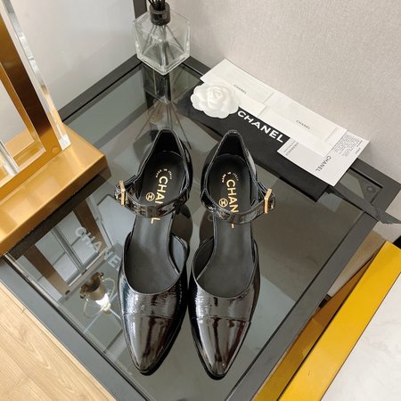 Chanel wrinkled patent leather sandals