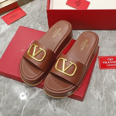 Valentino Thick sole series slippers