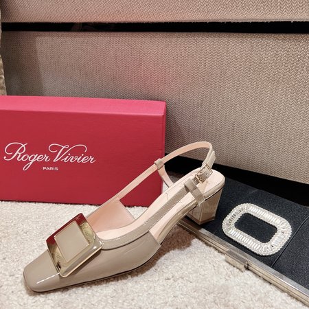 Roger Viver Belle Metal Buckle Sandals