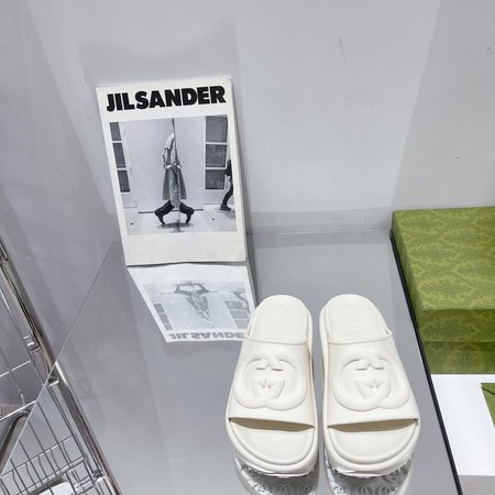 Gucci ladies slippers