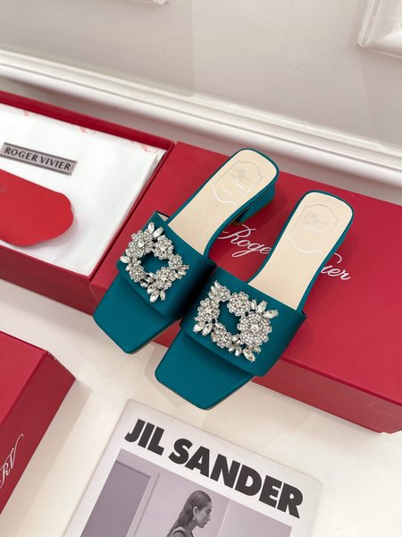 Roger Viver Swarovski crystal slippers