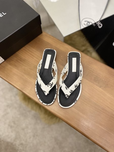 Chanel slippers