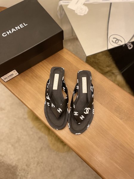 Chanel slippers