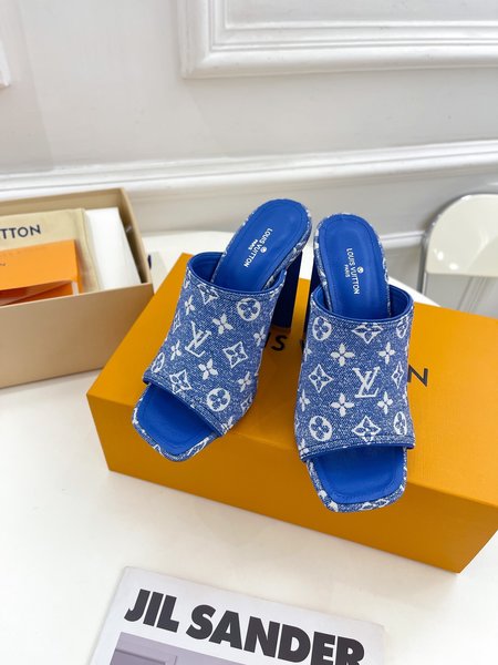 Louis Vuitton vintage slipper denim