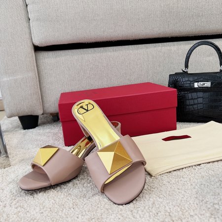 Valentino VT calfskin block heel sandals