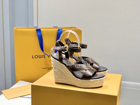 Louis Vuitton Sandals