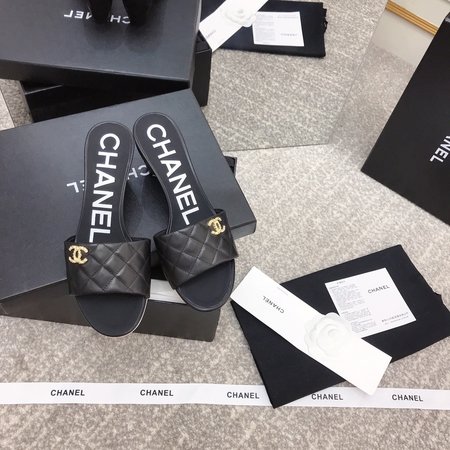 Chanel Rhombus medium heel slippers