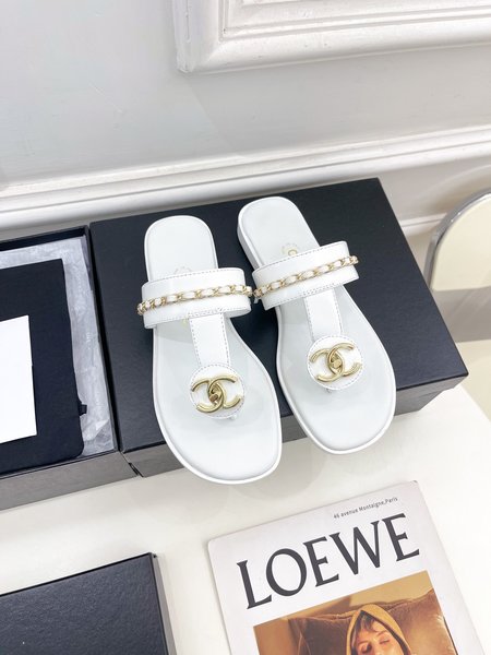 Chanel CC slippers series