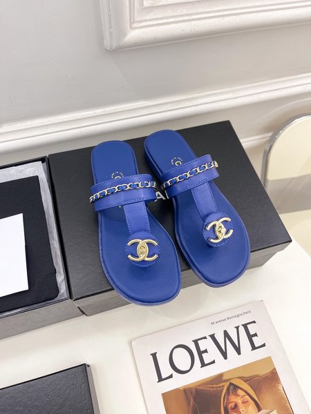 Chanel CC slippers series
