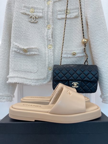 Chanel CC Logo Sliders in Lambskin