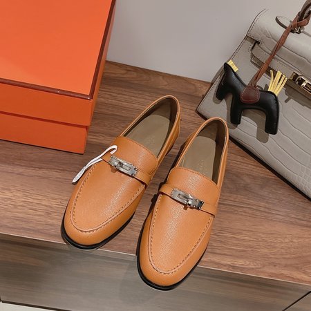 Hermes Kelly buckle loafers