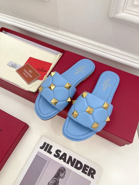 Valentino Stud shoes Garavani