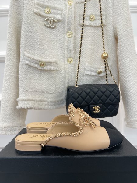 Chanel Chain Butterfly lambskin