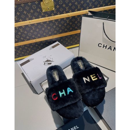 Chanel Fur slippers