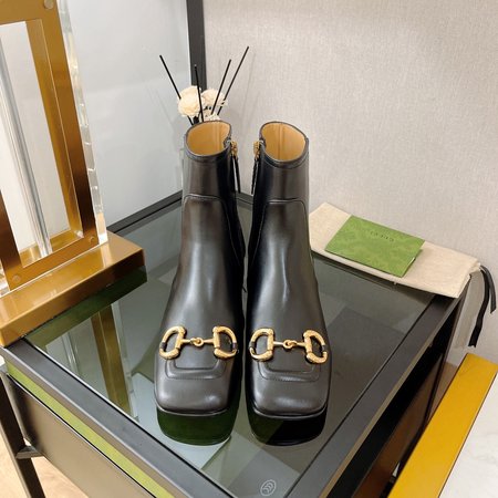 Gucci ankle boots/boots