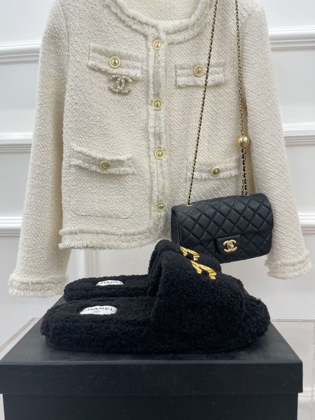Chanel slippers