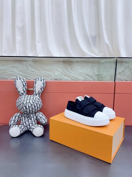 Miu Miu Premium sneakers