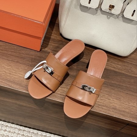 Hermes New Gigi sandals slippers