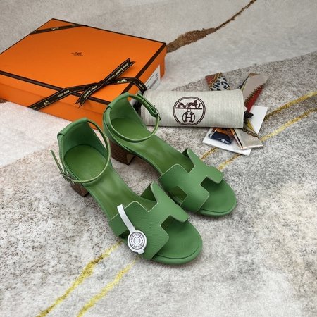 Hermes Epsom leather Santorini sandals
