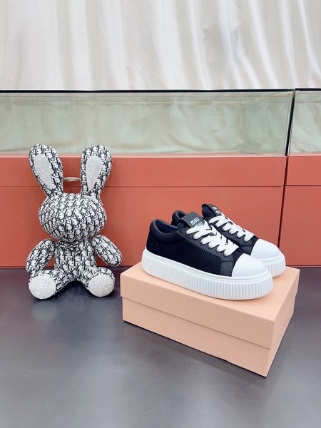 Miu Miu Premium sneakers
