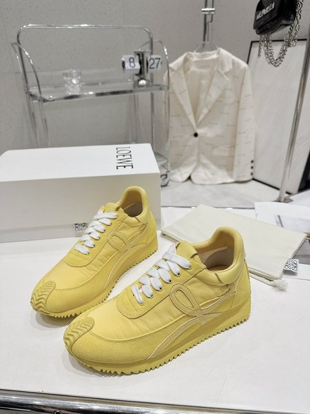 Loewe Cowhide white shoes