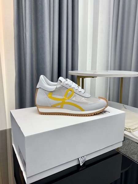 Loewe Couple style moral training shoes