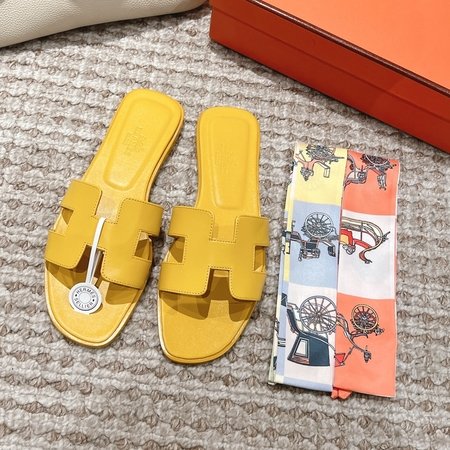 Hermes Oran sandals