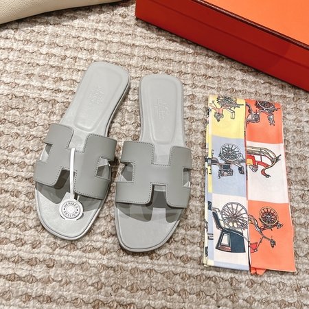 Hermes Oran sandals