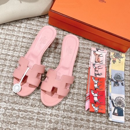 Hermes Oasis sandals