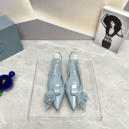 Prada Women s flat shoes with pointed toe and empty back flowers